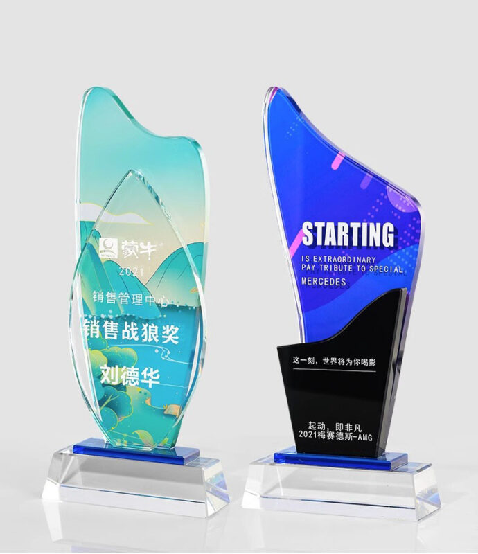 Mẫu cúp pha lê 2 lớp