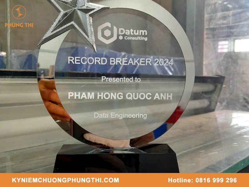 Kỷ niệm chương hình tròn