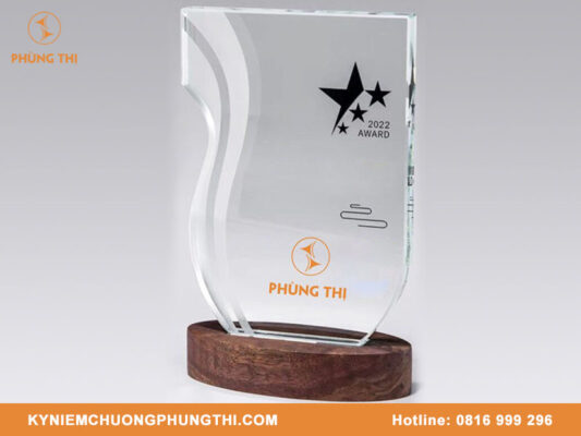 Kỷ niệm chương khắc gỗ