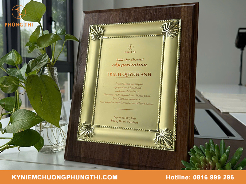 Thiết kế bảng vinh danh đẹp