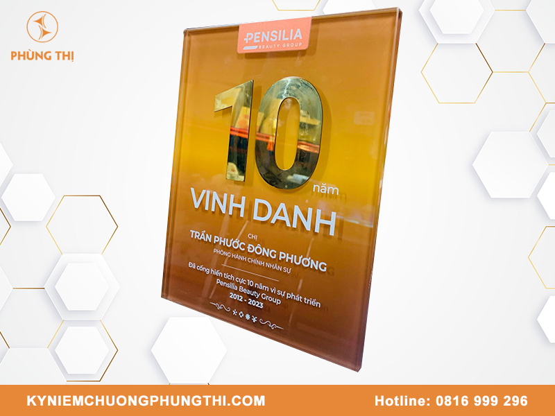 Bảng vinh danh công ty