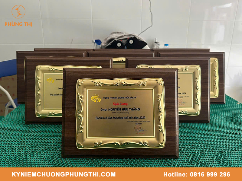 Bảng vinh danh khách hàng