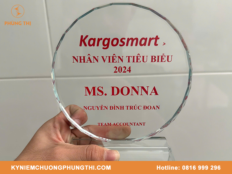 Kỷ niệm chương pha lê tròn