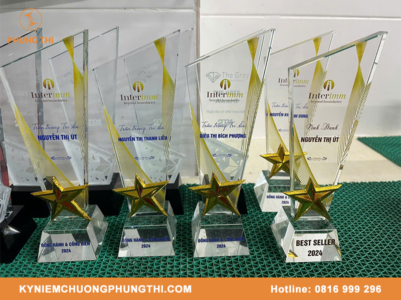 Nơi làm kỷ niệm chương uy tín
