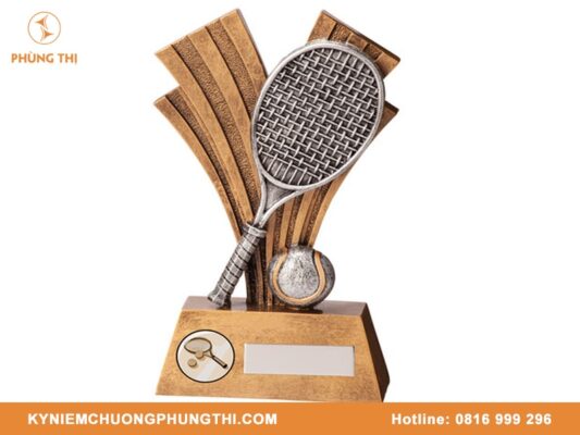Cúp tennis kim loại