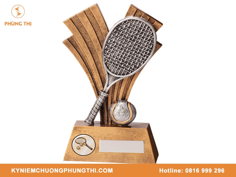 Cúp tennis kim loại