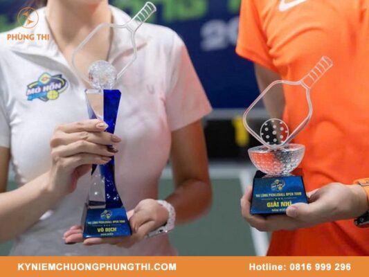 Đặt cúp Pickleball giá rẻ