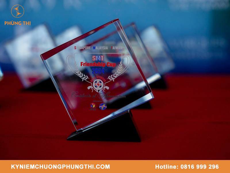 Quà tặng lưu niệm cao cấp