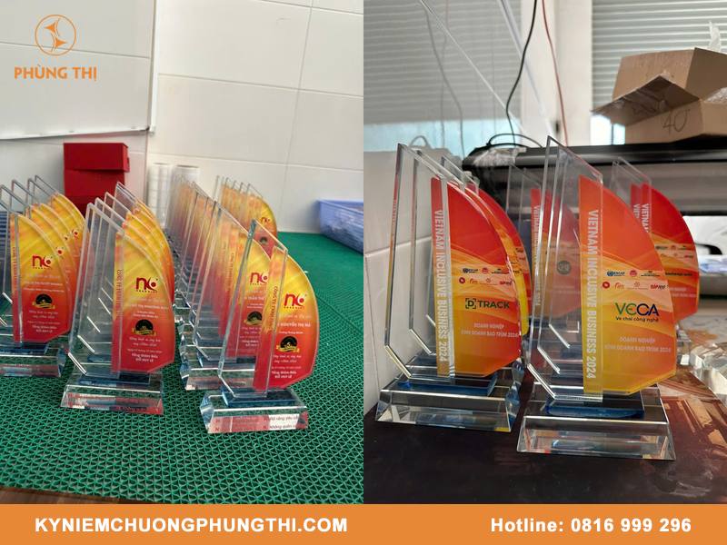 Quà lưu niệm hội nghị