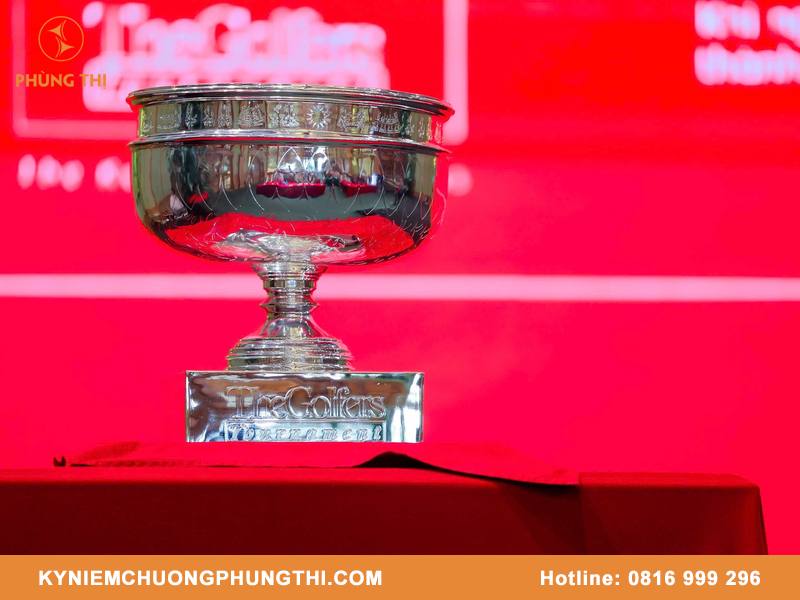Bộ cúp Golf giải phong trào