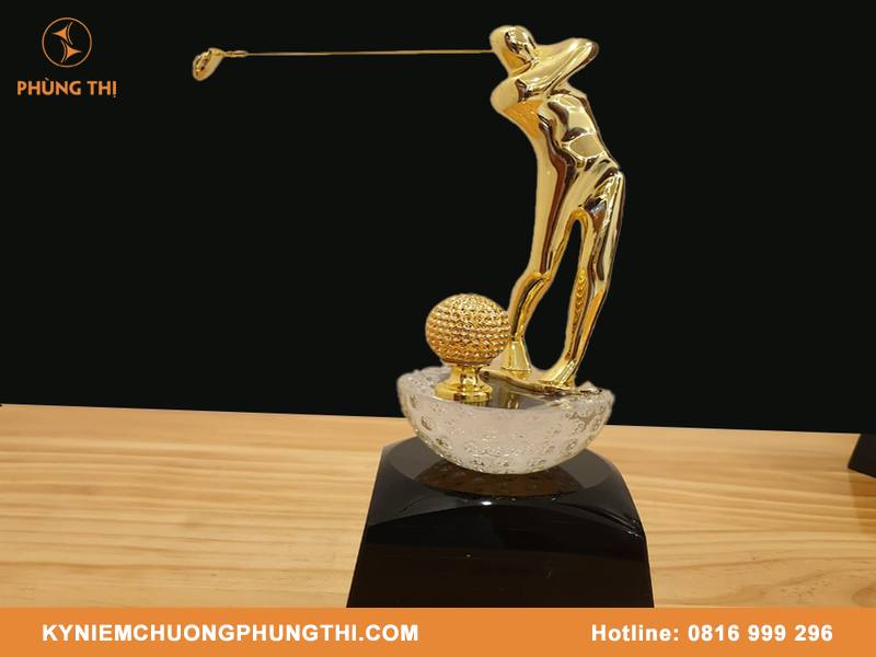 Bộ cúp Golf giải phong trào