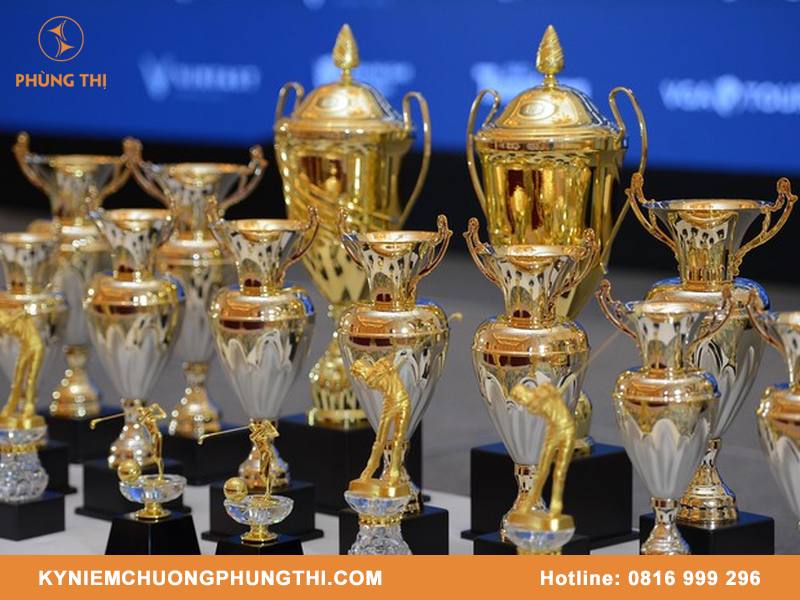 Mẫu Cúp Golf sang trọng và dịch vụ chế tác theo yêu cầu