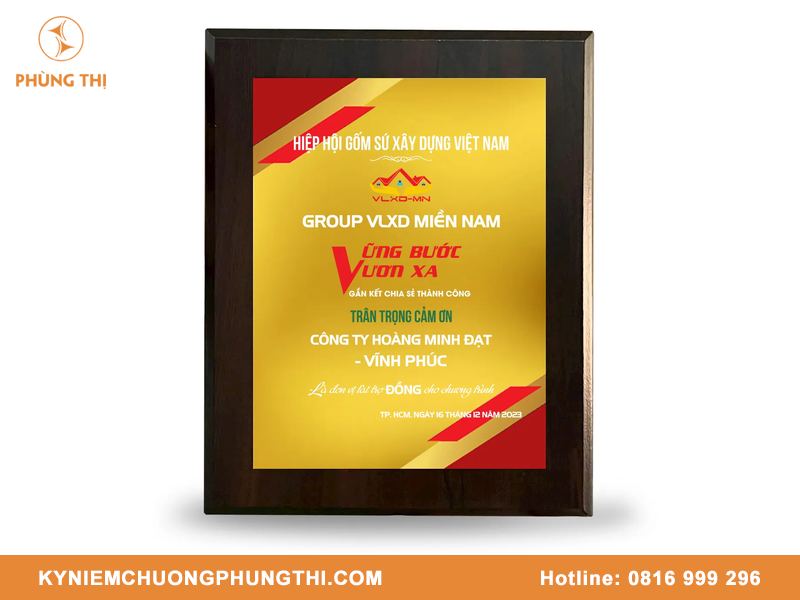 Bảng vinh danh TPHCM mẫu thiết kế đẹp & chất lượng Bảng vinh danh TP.HCM