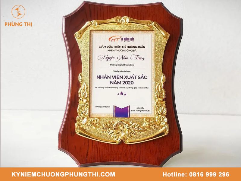 Đặt bảng vinh danh số lượng lớn thiết kế theo mẫu khách hàng Đặt bảng vinh danh số lượng lớn
