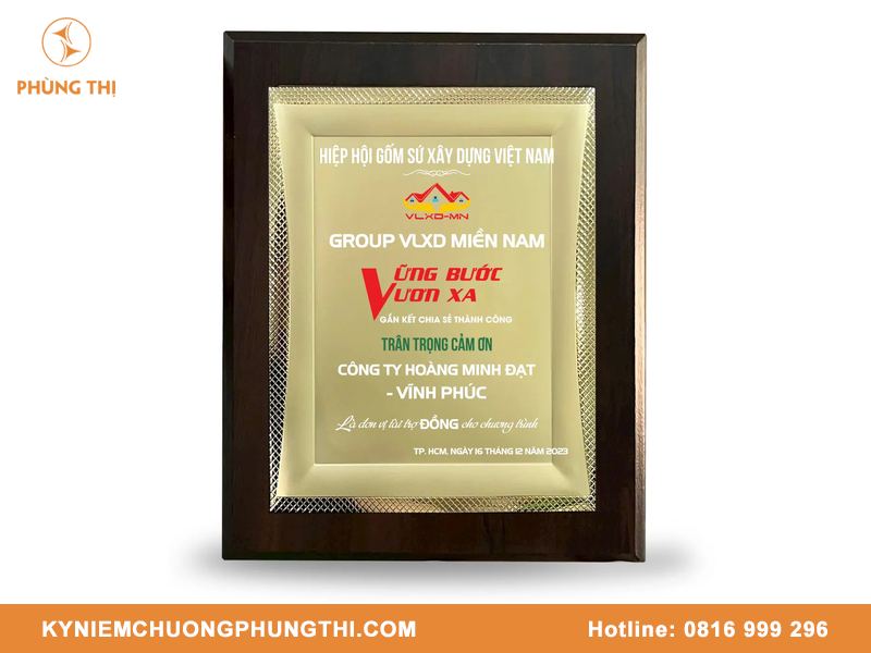 Xưởng sản xuất bảng vinh danh