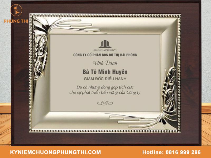 Bảng vinh danh khắc laser