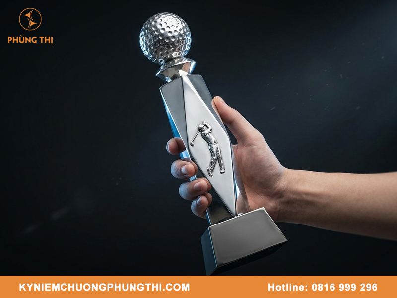 Chất liệu cúp golf