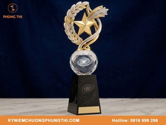 Cúp hợp kim kết hợp pha lê