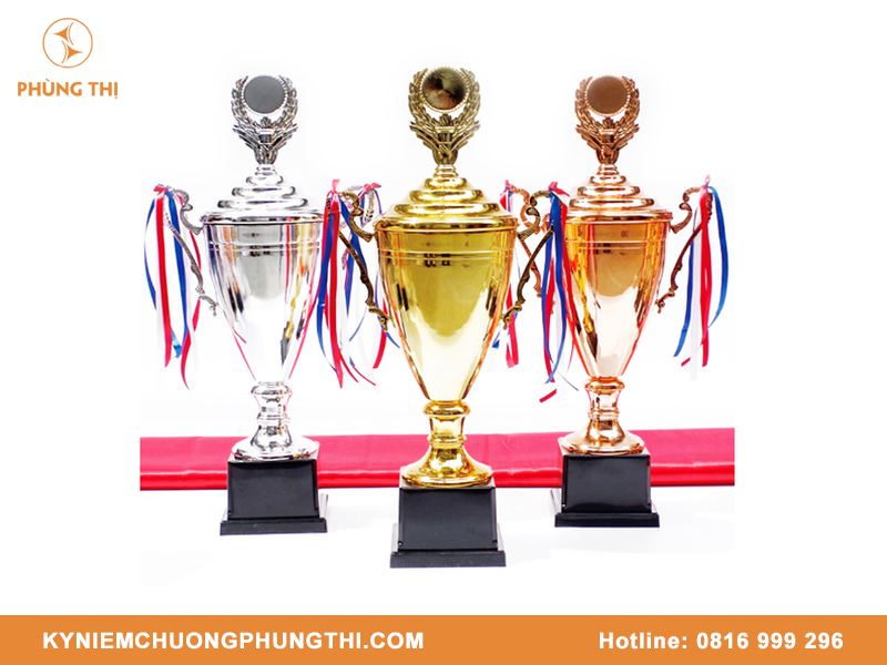 Cúp hợp kim màu đồng