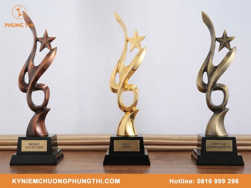 Cúp hợp kim màu đồng