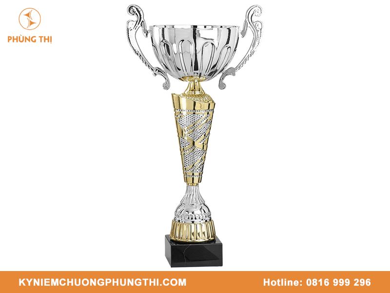 Cúp hợp kim theo yêu cầu nâng tầm giá trị thương hiệu Cúp hợp kim theo yêu cầu