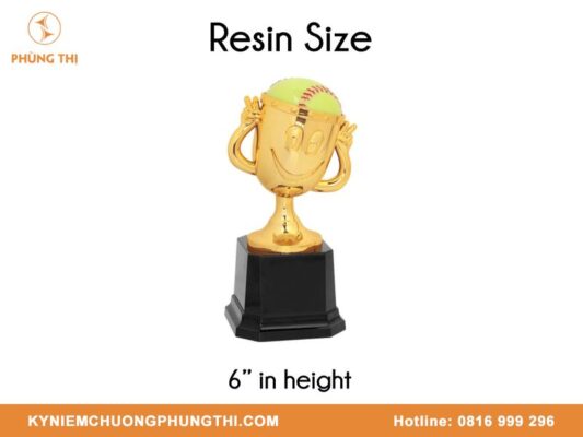 Cúp hợp kim vs cúp resin đâu là lựa chọn phù hợp?