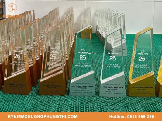 Ưu điểm của cúp hợp kim