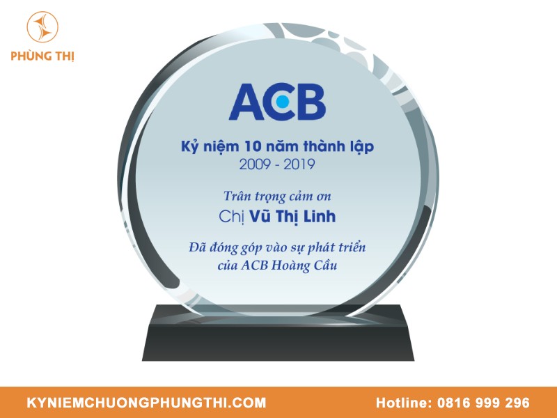 Công ty quà tặng sự kiện cung cấp kỷ niệm chương chất lượng cong ty qua tang su kien